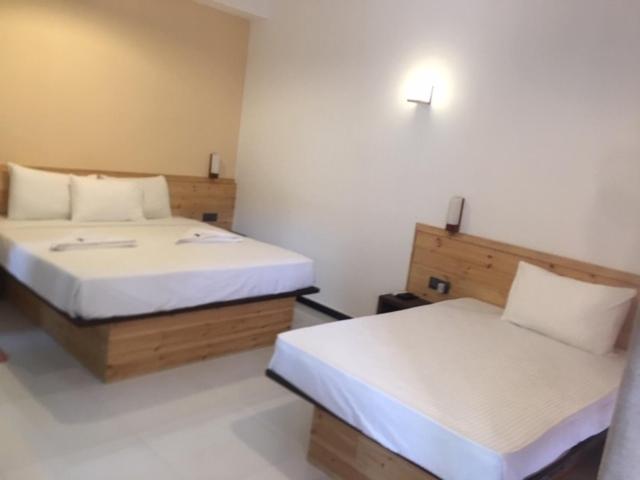 Hotel Bella Vista Anuradhapura Bagian luar foto
